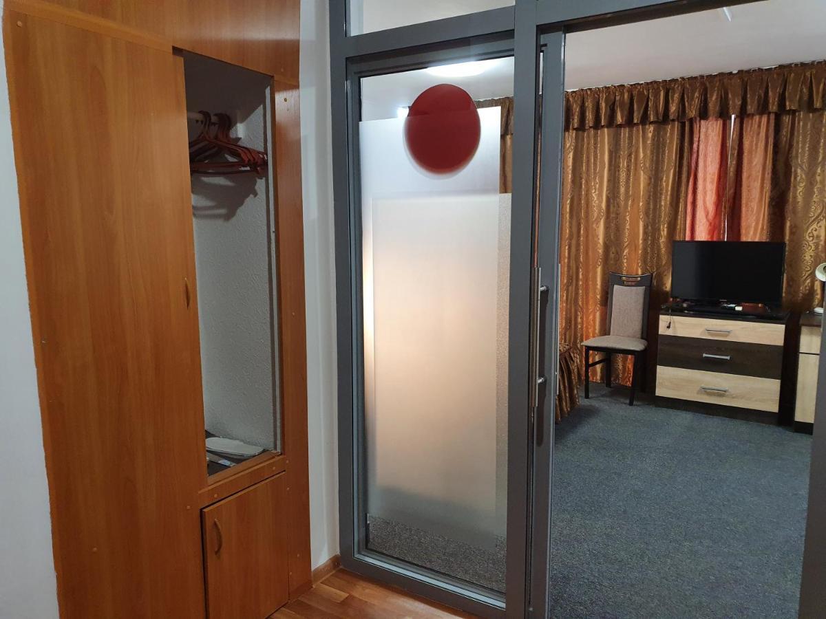 Aktobe Hotel Extérieur photo