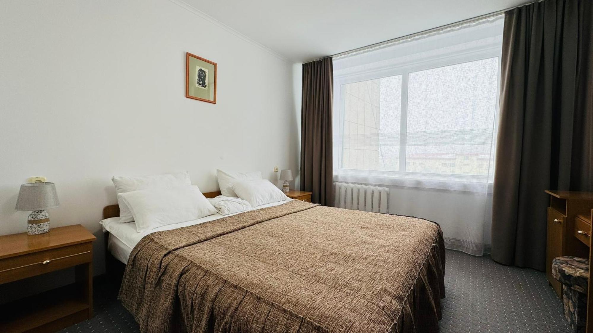Aktobe Hotel Extérieur photo