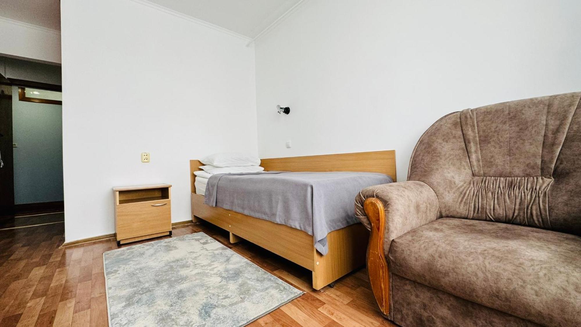Aktobe Hotel Extérieur photo