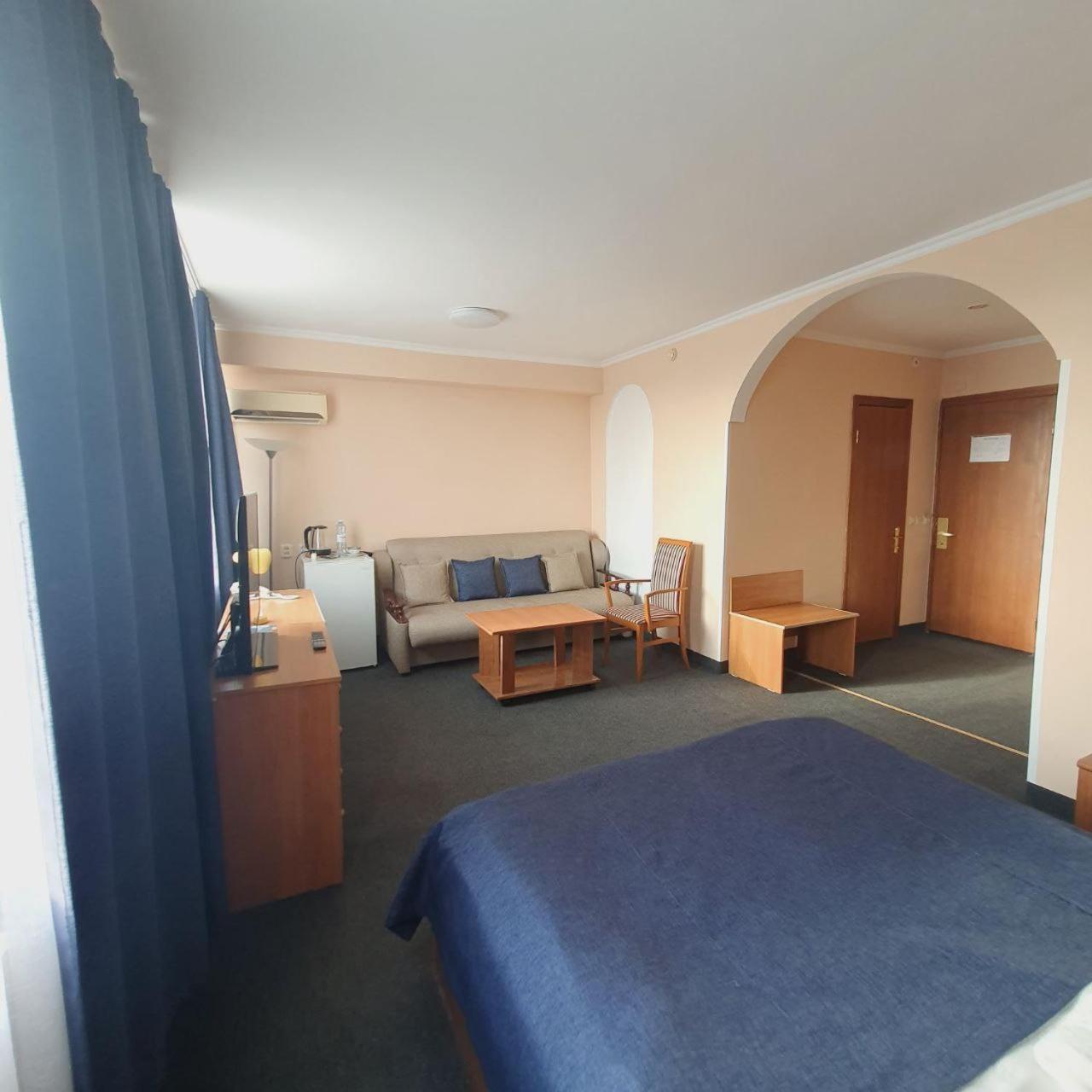 Aktobe Hotel Extérieur photo