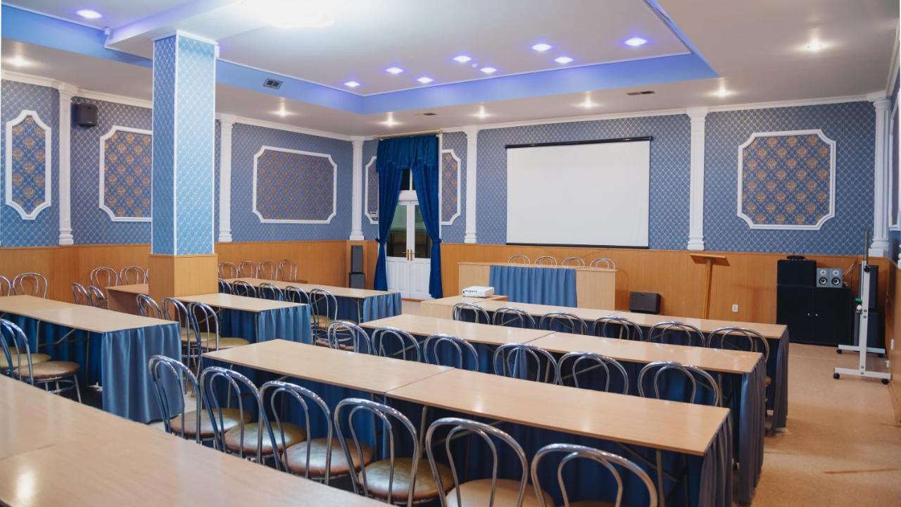 Aktobe Hotel Extérieur photo