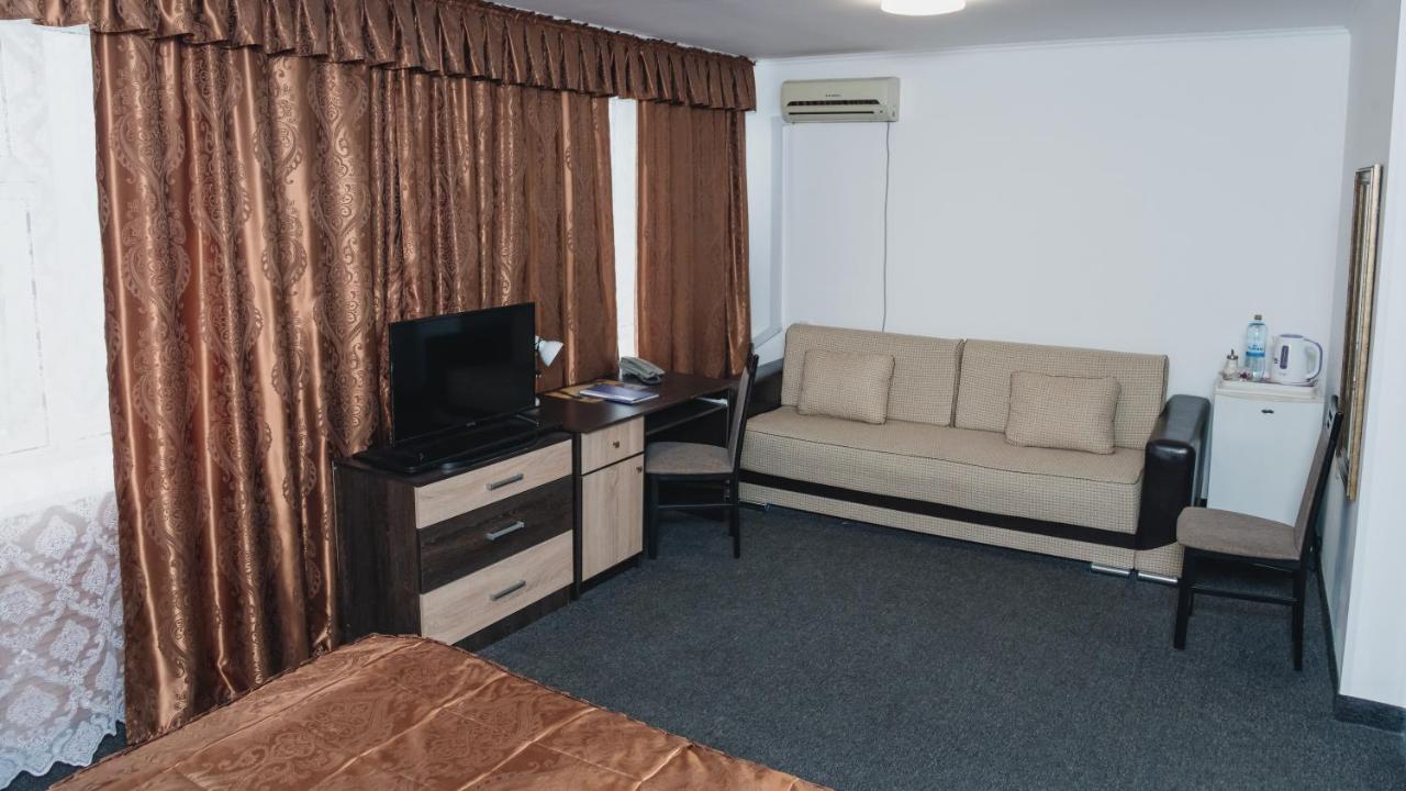 Aktobe Hotel Extérieur photo